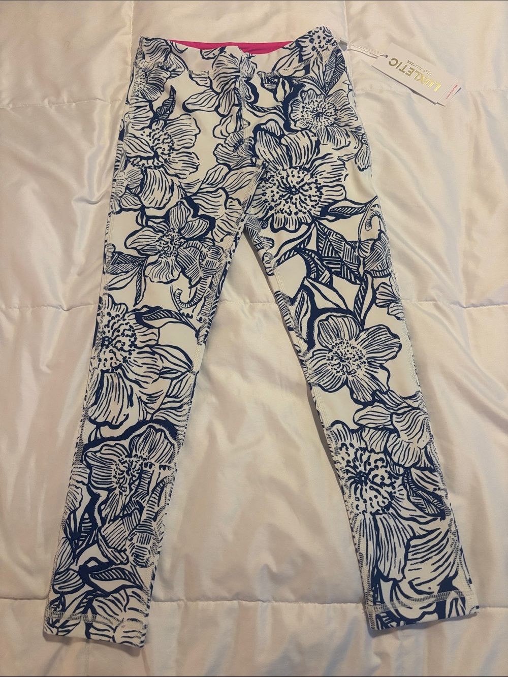Lilly Pulitzer Girls Mini Weekender Legging UPF50+ in Coconut Unforgettable